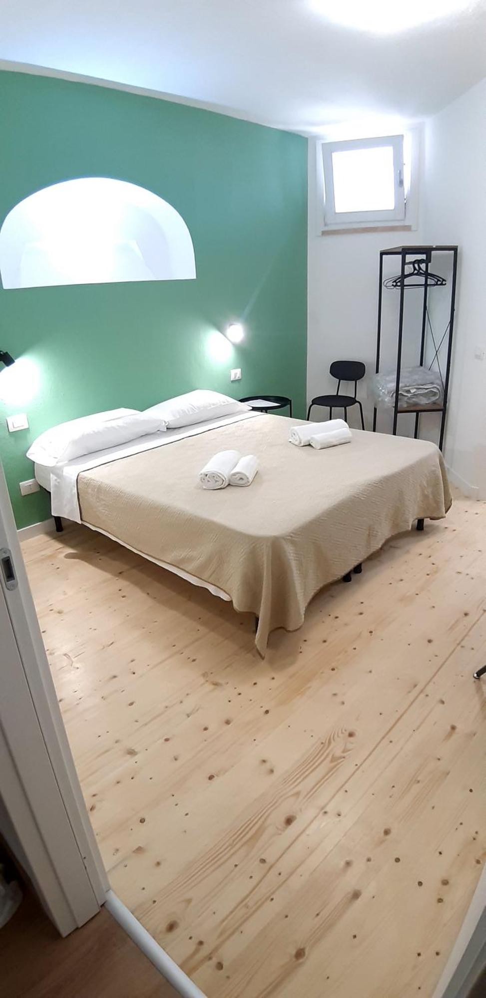 Habitación en casa particular Casa Ribes Rooms, L'angolo Tranquillo Alle Porte Della Citta *