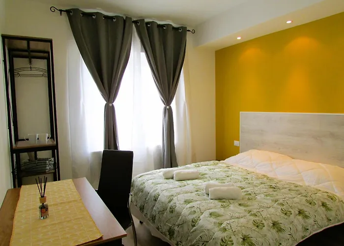Casa Ribes Rooms, L\'Angolo Tranquillo Alle Porte Della Citta
